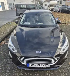 Ford Focus 1.0 EcoBoost Start-Stopp-System Aut. Trend Bild 4