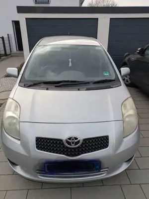 Toyota Yaris Yaris 1.3 VVT-i Sol