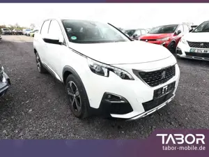Peugeot 3008 1.2 PureTech 130 Aut. Allure Pano LED Nav Bild 2