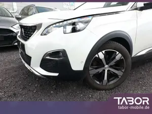 Peugeot 3008 1.2 PureTech 130 Aut. Allure Pano LED Nav Bild 5