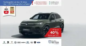 Volkswagen Tiguan R-Line ACC|HuD|AHK|RFK|PANO|Navi|Massa...
