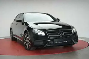Mercedes-Benz E 300 e 9G-Tronic AMG Navi/Temp/LED/Alcantara