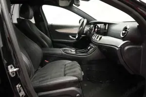 Mercedes-Benz E 300 e 9G-Tronic AMG Navi/Temp/LED/Alcantara Bild 5