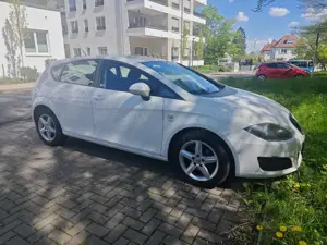 SEAT Leon Reference,HU/AU 02/27