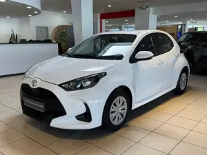 Toyota Yaris Comfort / Abstandstempomat / USB  Bluetooth