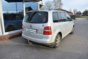 Volkswagen Touran 1.9 TDI Trendline 7-Sitzer Alu Klimatron. Tempomat Bild 3