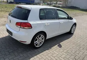 Volkswagen Golf 2.0 TDI DPF Style