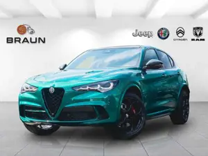Alfa Romeo Stelvio V6 2.9 Bi-Turbo AT8-Q4 Quadrifoglio