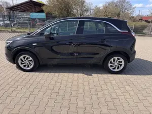 Opel Crossland X 1,5 ALU PDC Navigation PDC LED Bild 2