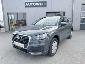 Audi Q2 30 TFSI AHK Tempomat 1. Hand