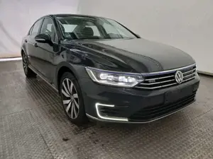 Volkswagen Passat Lim AUT. GTE*LED*NAVI*ACC*TOTW*SPUR*R-CAM