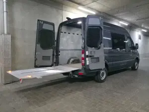 Mercedes-Benz Sprinter 319 Ladebordwand Automatik AHK 3,5T Bild 2
