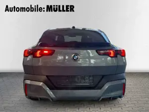 BMW X2 20i PARKASS.+DAB+KAMERA+APPLECARPLAY+KEYLESSGO+ Bild 5