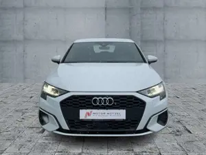 Audi A3 40 TFSI e S-TRONIC GRA+DAB+LM Bild 3
