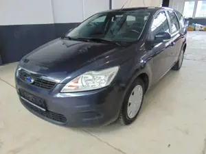 Ford Focus 1.6 Style + Kombi! TÜV neu!