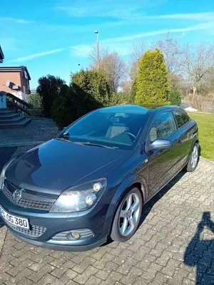 Opel Astra 1.8 16V Coupe