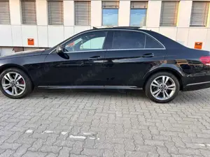 Mercedes-Benz E 350 CDI DPF 4Matic BlueEFFICIENCY 7G-TRONIC Elegance