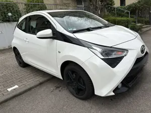 Toyota Aygo x-play Bild 2