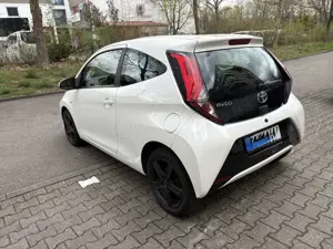 Toyota Aygo x-play Bild 4