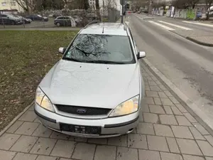 Ford Mondeo Ambiente mit TÜV