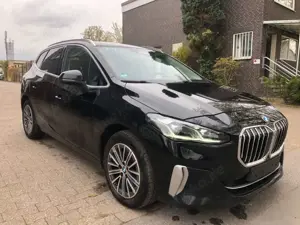 BMW 218 Active Tourer Luxury Line *PANO*AUTM*NAVI*