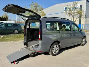 Volkswagen Caddy Life Maxi, ROLLSTUHLRAMPE,WEBASTO,LED,DSG,NAVI,Shz
