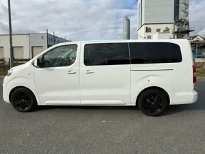 Peugeot Traveller Bild 4