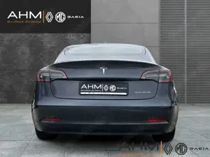 Tesla Model 3 Bild 4