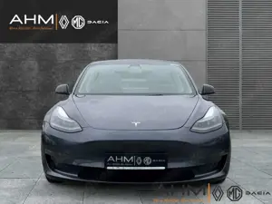 Tesla Model 3 Bild 3