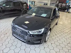Audi A1 Sport S-Tronic, S-Line, 8-fach ber., Automatik