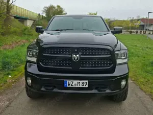 Dodge RAM Laramie Bild 2