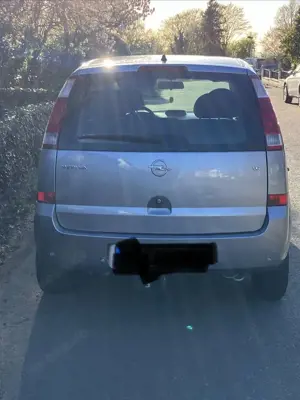 Opel Meriva 1.6 16V (Essentia) Bild 3