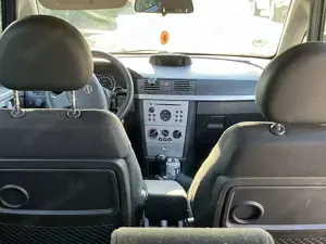 Opel Meriva 1.6 16V (Essentia) Bild 5