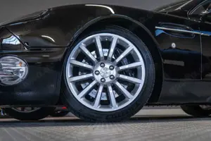 Aston Martin Vanquish V12 ASM Bowland-Black PDC 2+2 BUCKET Bild 3