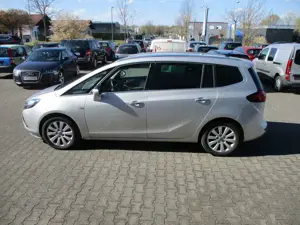 Opel Zafira Zafira Diesel 2.0 CDTI BI Xenon Navi 7 Si Scheckhe