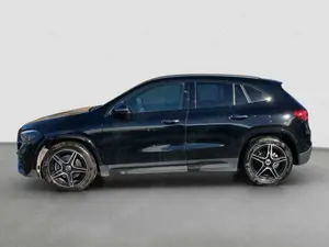 Mercedes-Benz GLA 200 AMG Line*Night Paket*KEYLESS-GO*Kamera Bild 4