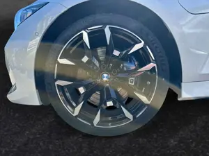 BMW 330 e xDrive Limousine M Sport|Head-Up|DAProf. Bild 5