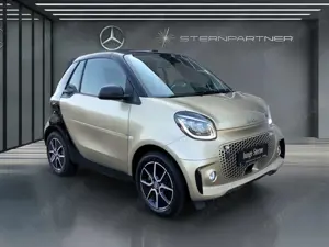 smart forTwo EQ  cabrio NAVI+ 22kW Lader+Kamera Bild 3