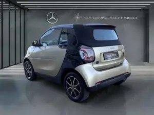 smart forTwo EQ  cabrio NAVI+ 22kW Lader+Kamera Bild 4