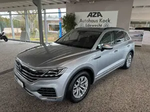 Volkswagen Touareg 3,0 TDI Elegance 4Motion*AHK*PANORAMA*