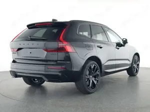 Volvo XC60 Plus Black Edition B5 AWD HUD El. Panodach Navi Le Bild 2