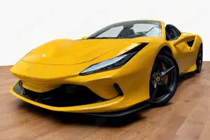 Ferrari F8 Spider Karbon Sitze R Kam Karbon LED Lenkrad