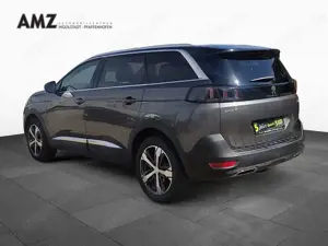 Peugeot 5008 1.5 BlueHDi 130 GT AHK NAVI MATRIX Allwetter Bild 5