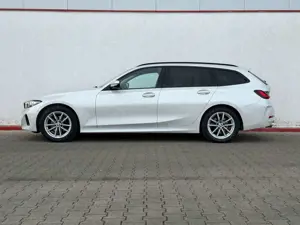 BMW 320 Bild 4