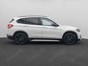 BMW X1 xD25e Sport Line Kamera Alarm NaviPlus 18Zoll Bild 5