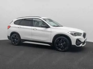 BMW X1 xD25e Sport Line Kamera Alarm NaviPlus 18Zoll Bild 4