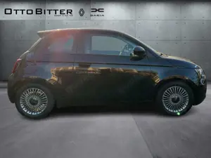 Fiat 500e ICON ELEKTRO 16"ALU/NAVI/SCHNELLADER-50KW Bild 5