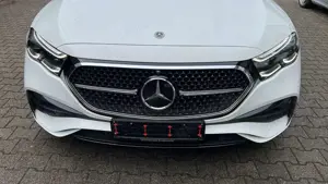 Mercedes-Benz E 300 E-Klasse T-Modell Plugin Hybrid 300e T 9G-TRONIC Edition AMG Line Premium AHK PA
