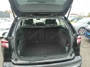 Skoda Enyaq 80 Wärmep+AHK+LED+ACC+Kamera+Navi+App Bild 4
