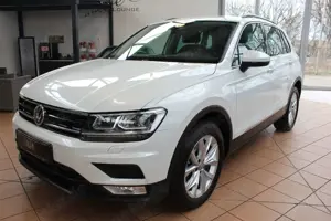 Volkswagen Tiguan Comfortline BMT+4Motion+StHz+PDC+AHK+SHZ+ Bild 2